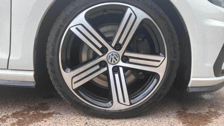 Volkswagen Golf 2.0 TSI 300 R 5dr 4MOTION DSG Petrol Hatchback